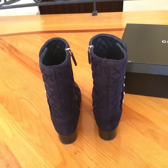 CHANEL HIGH BOOTS EXCELLENT CONDITION - Picture 2 of 7